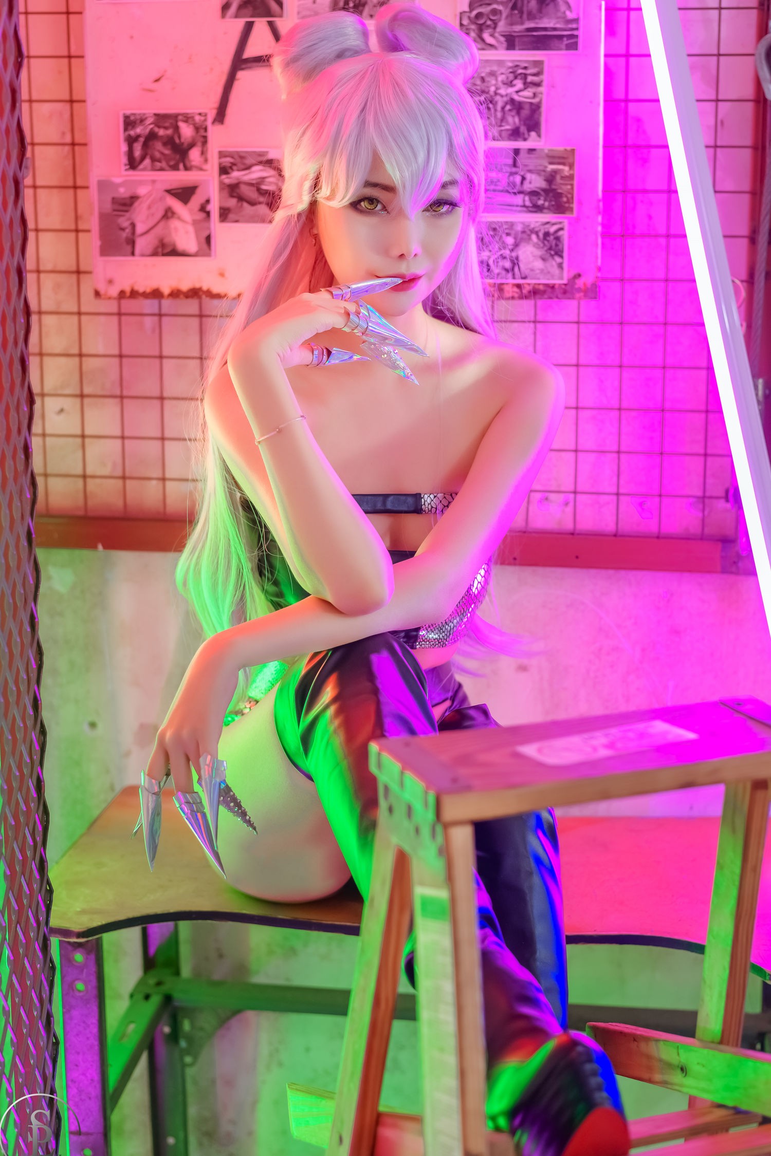 Yuna Webpictorial KDA Evelyn Bikini-COS世界