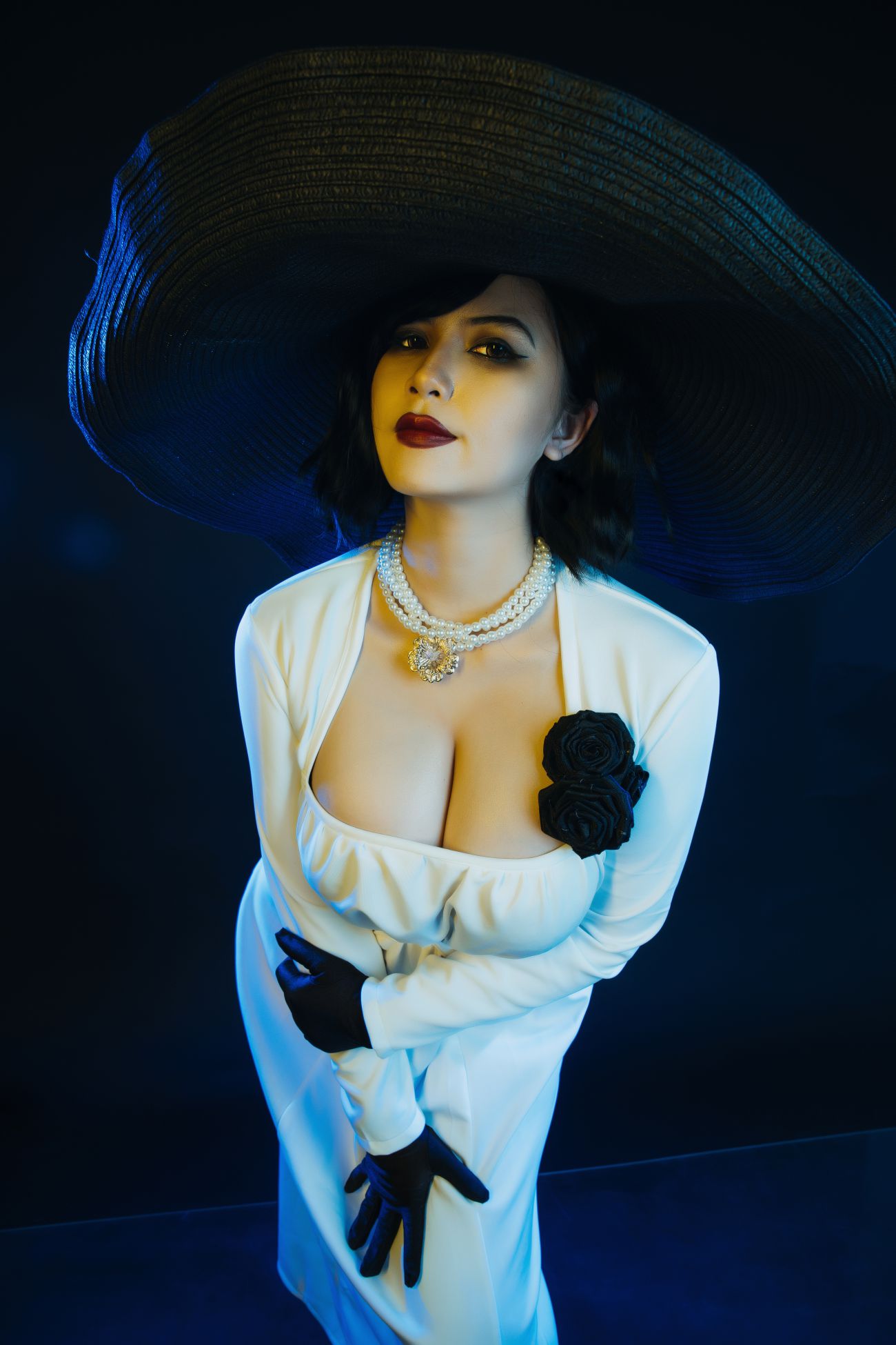 图片[3]-Uy Uy Lady Dimitrescu-COS世界