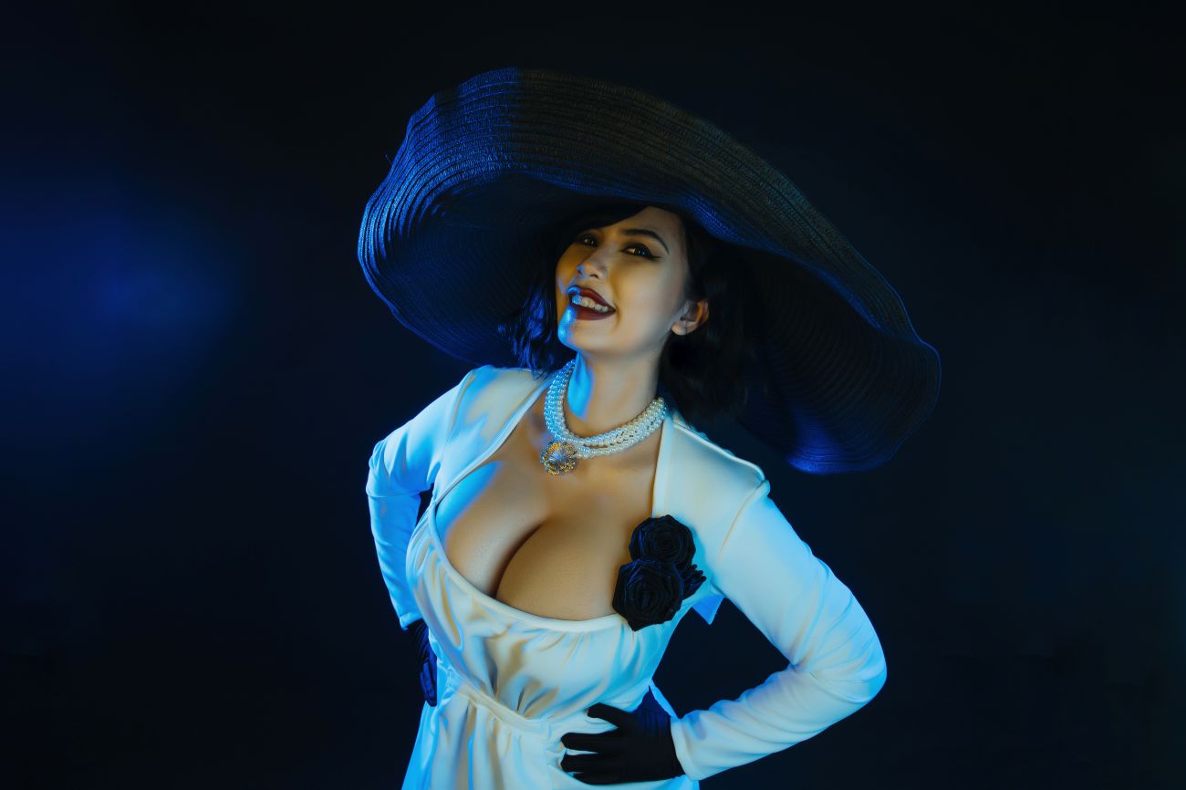 图片[5]-Uy Uy Lady Dimitrescu-COS世界