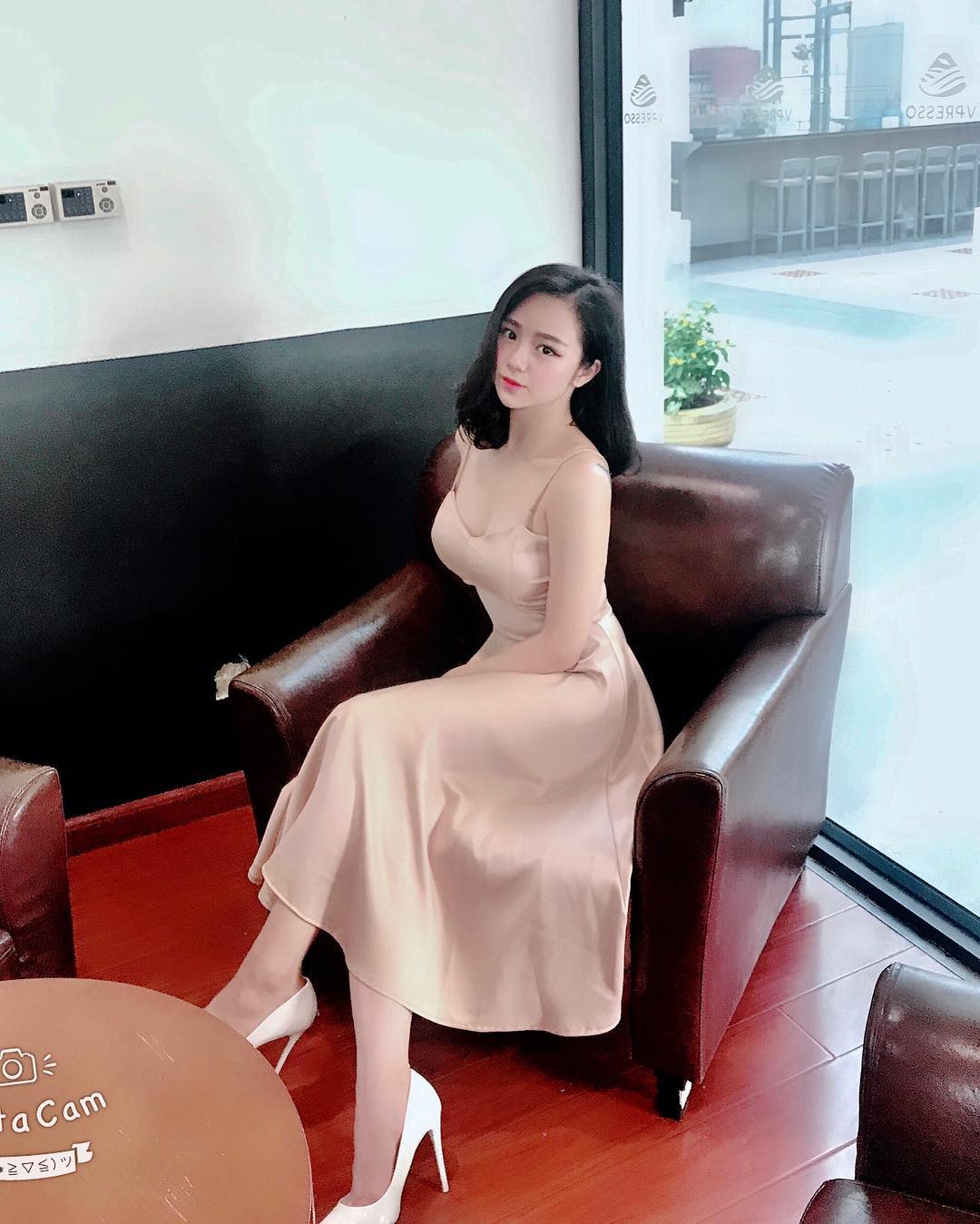 图片[5]-球场成名，越南蜜桃臀美女Thuy Tienn-COS世界