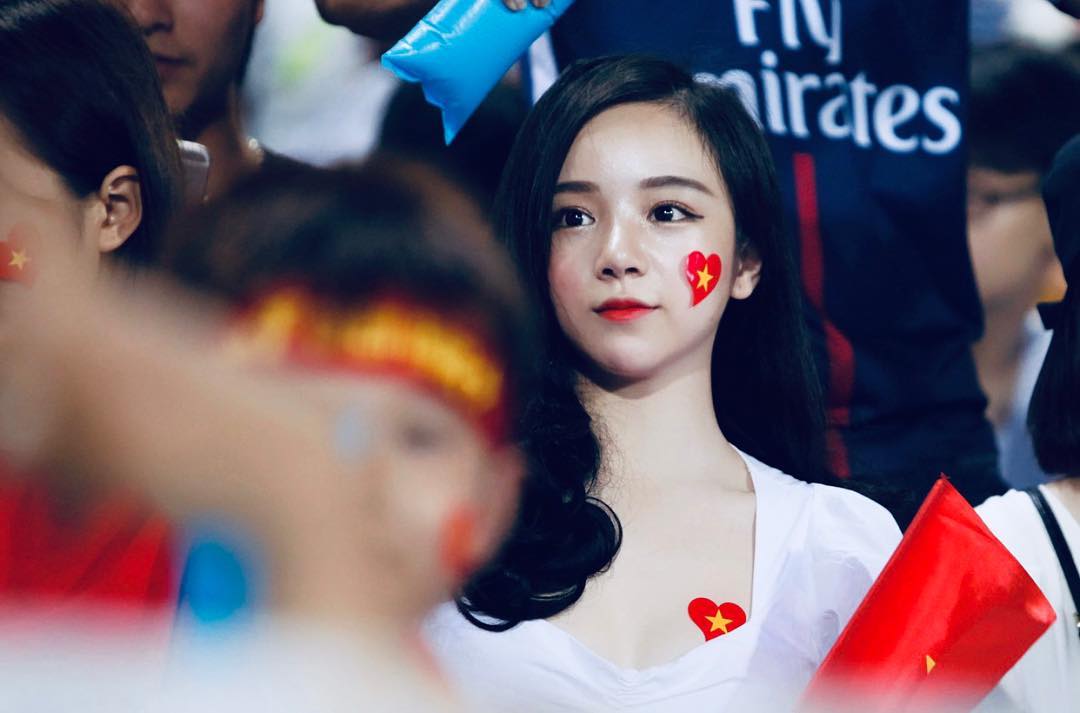 图片[3]-球场成名，越南蜜桃臀美女Thuy Tienn-COS世界