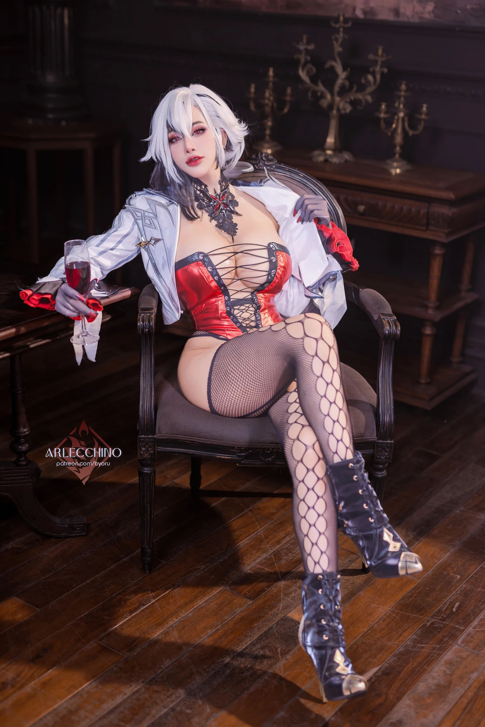 图片[5]-日本性感萝莉Byoru Genshin Impact Arlecchino Dress-COS世界
