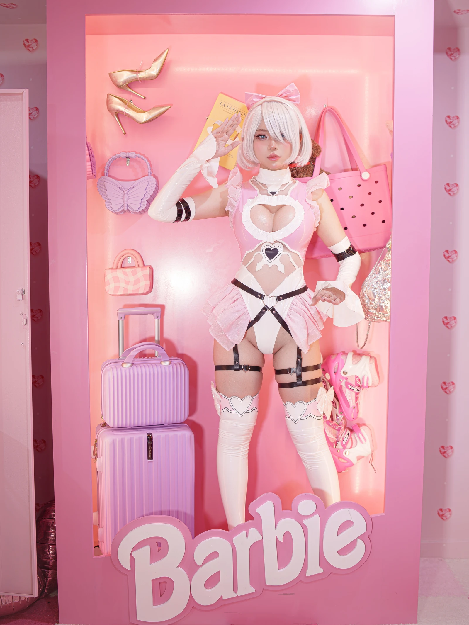 ZinieQ 2B Barbie-COS世界