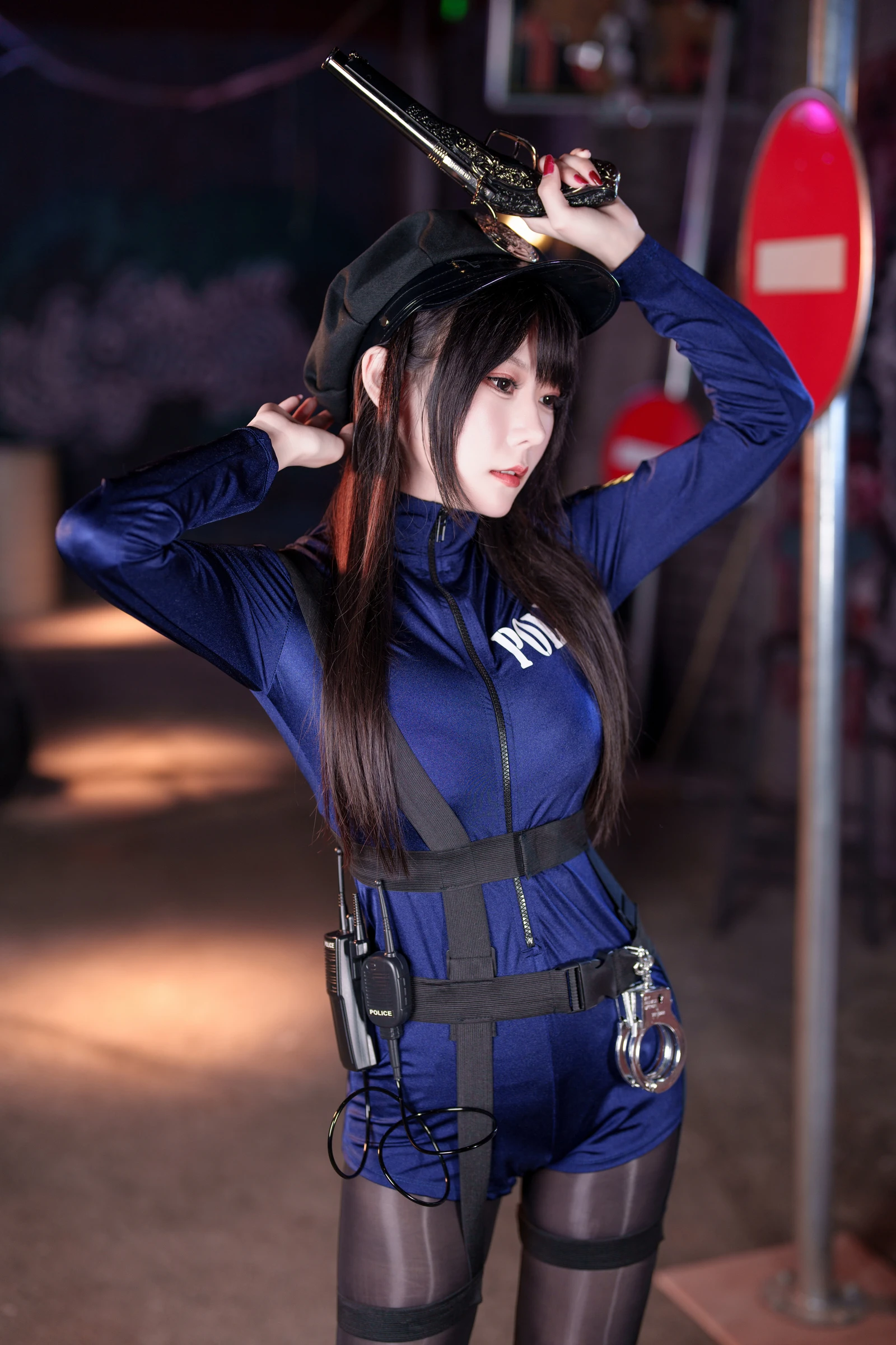 图片[2]-香草喵露露写真十一月舰长 女警-COS世界