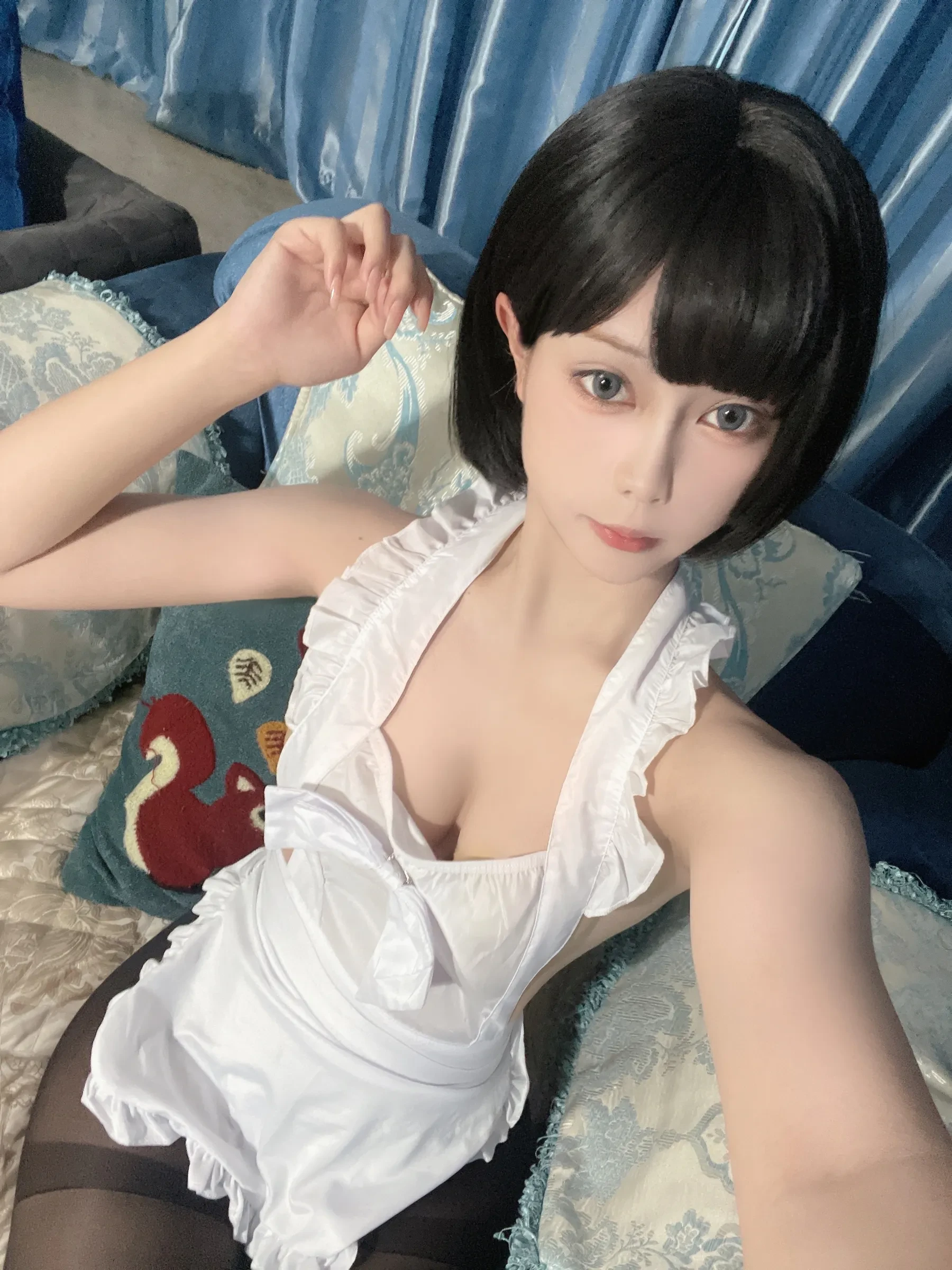 无欲无求的推土君 – 情趣女仆 15P-COS世界