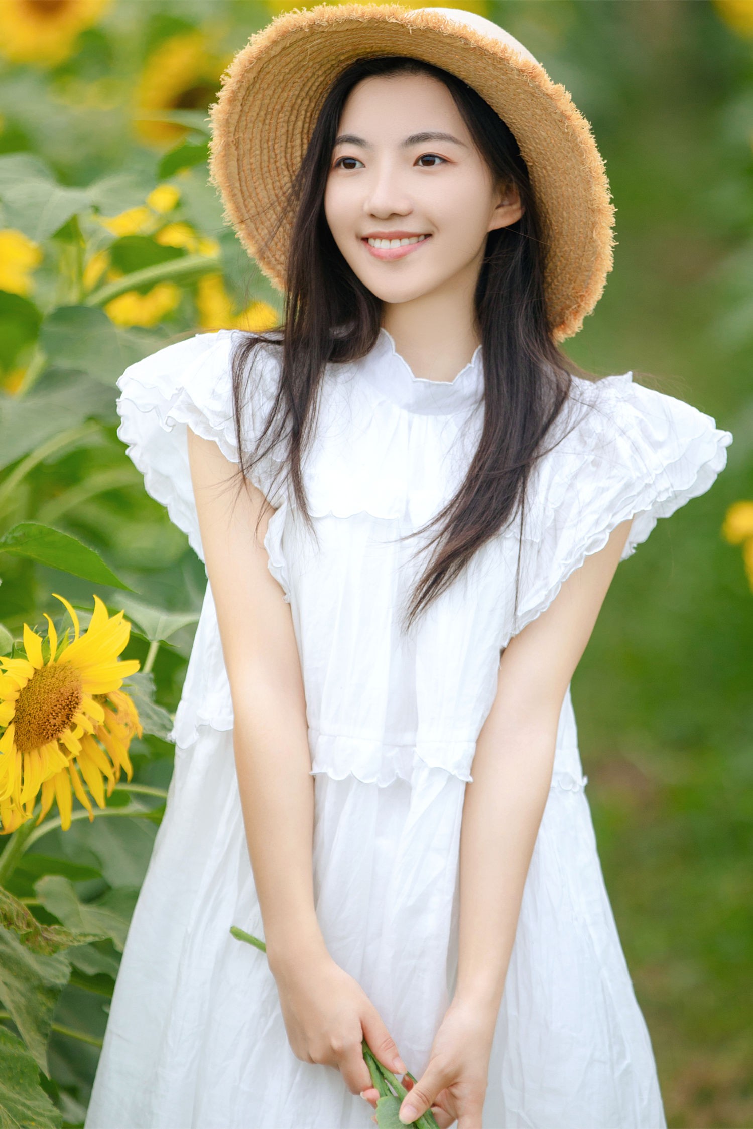 艺图语 向日葵女孩-COS世界